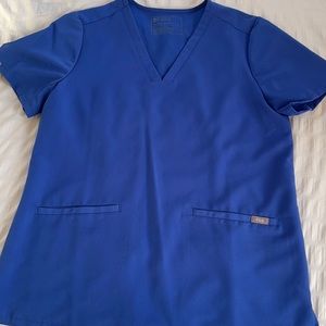 Figs Casma Three-Pocket Scrub Top